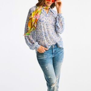 Cabi NWOT Pounce Blouse Large